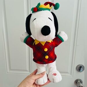 holiday living christmas snoopy animated elf plush (jingle bells)